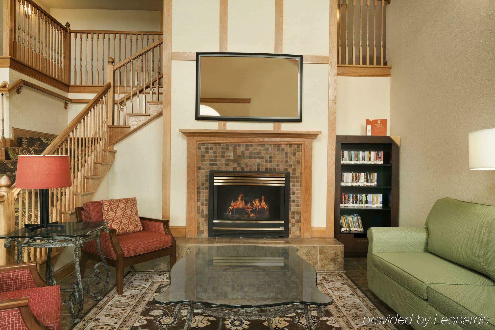 Quality Inn & Suites Alexandria Esterno foto
